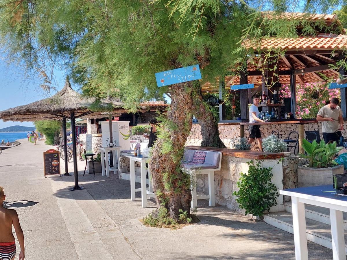 Apartmani Toni Vodice Exterior foto